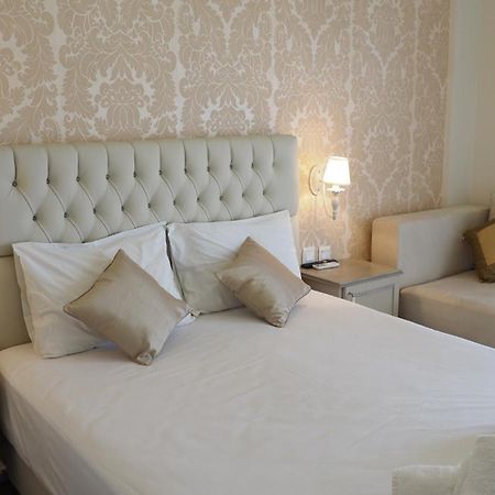 Leonidas Apartments And Suites Mola Kalyva Extérieur photo