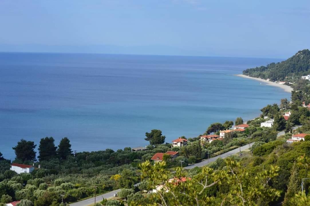 Leonidas Apartments And Suites Mola Kalyva Extérieur photo