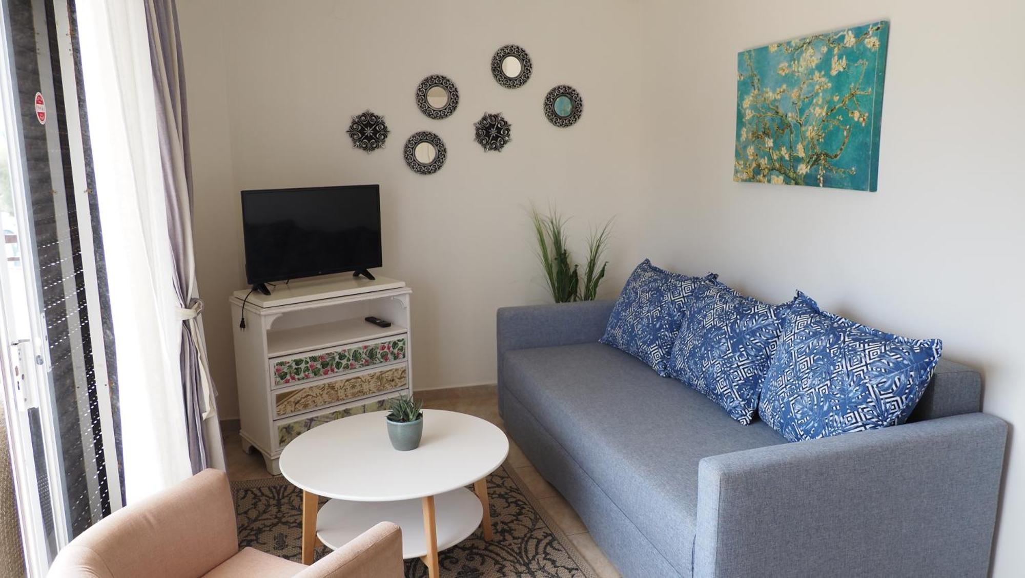 Leonidas Apartments And Suites Mola Kalyva Extérieur photo
