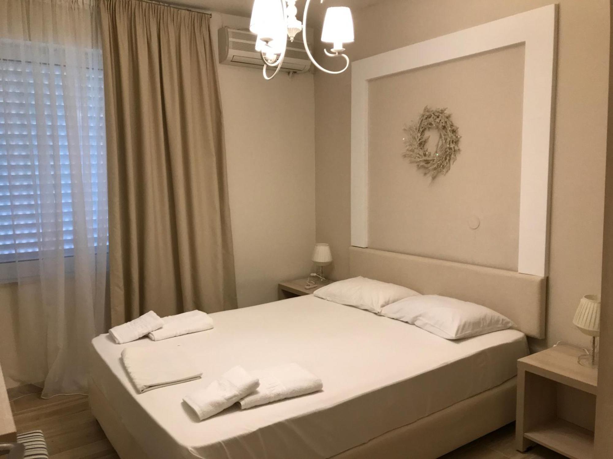 Leonidas Apartments And Suites Mola Kalyva Extérieur photo